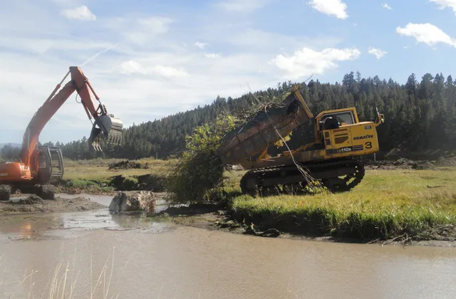 Placer Mining Reclamation by Glacier Excavating