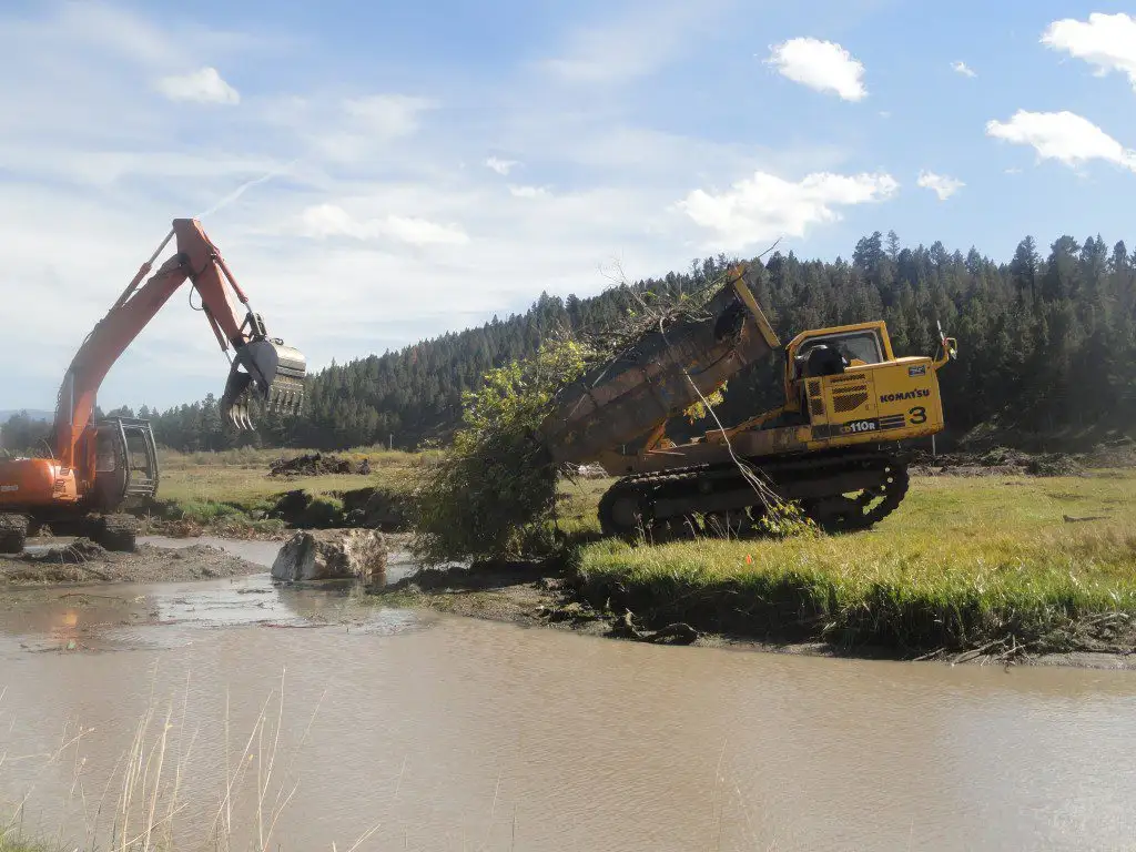 Placer Mining Reclamation by Glacier Excavating Placer Mining Reclamation by Glacier Excavating